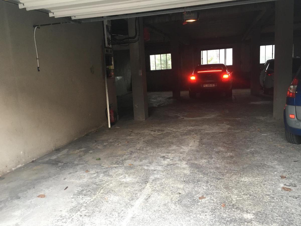 Appart Aux Deux Colombes Avec Balcon Et Garage Памие Екстериор снимка